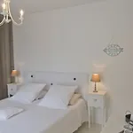 Le Clos De La Combe Bed & Breakfast