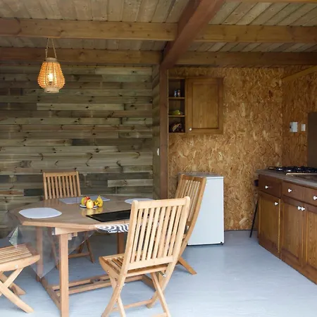 Le Clos De La Combe Bed & Breakfast