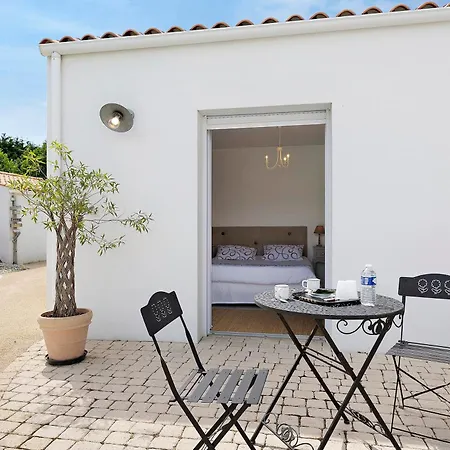 Le Clos De La Combe 3*