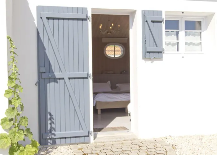 Le Clos De La Combe Bed & Breakfast Les Sables-d'Olonne