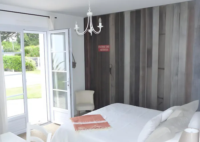 Le Clos De La Combe Bed & Breakfast